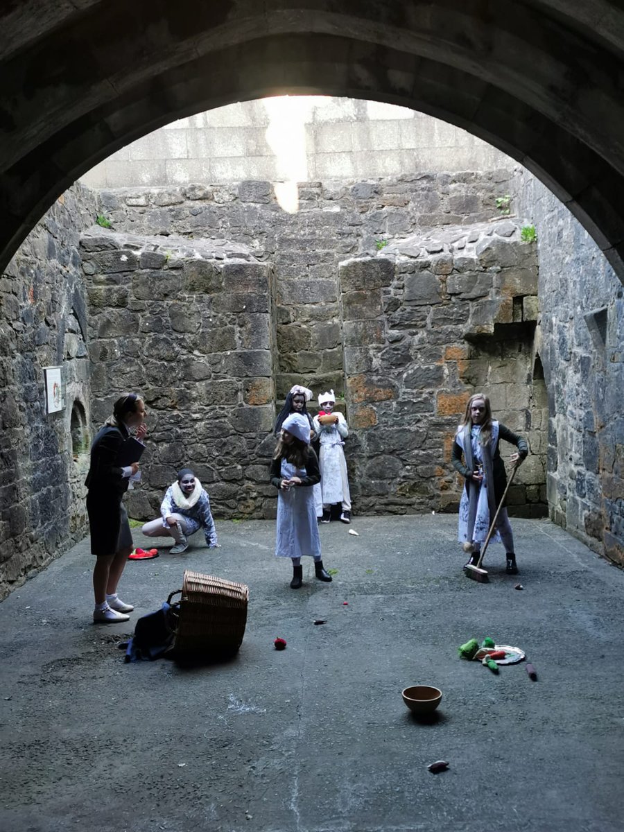 We had a fantastic time bringing #CrookstonCastle to life today @GlasgowDOD here in sunny #Pollok. So proud of all our young people for their energetic & rather fabulous performances 👻 Big THANK YOU to @HistEnvScot, our @VillageStories #CraftyWednesdays group & all our visitors