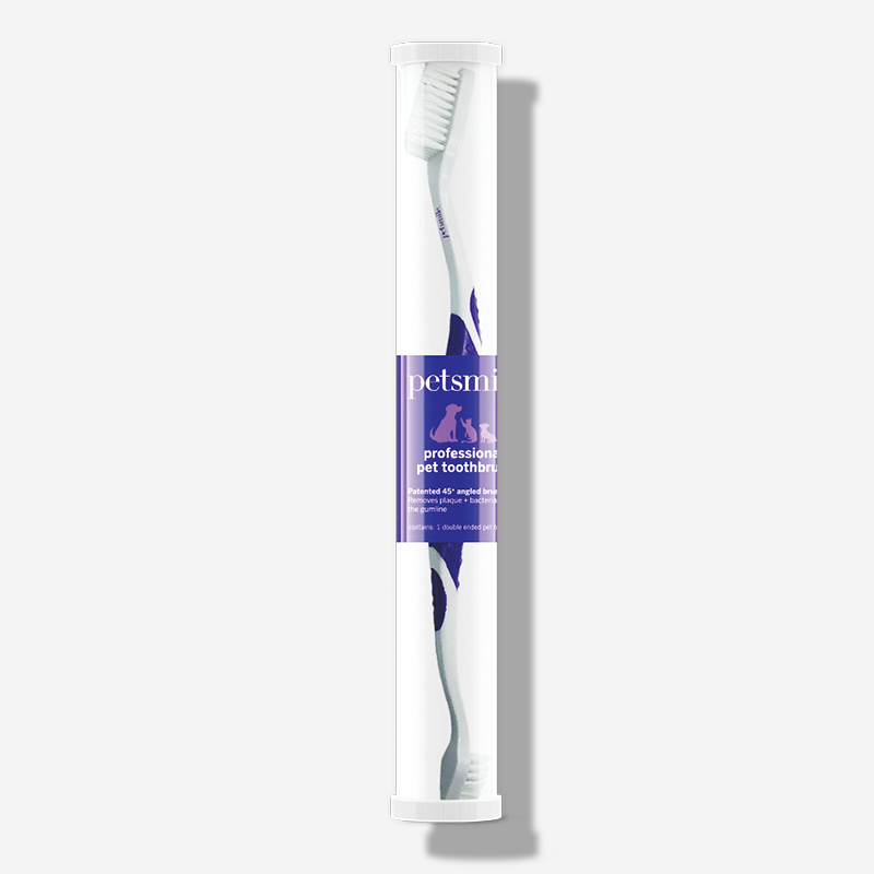 PetsmileUSA's tweet photo. The Patented 45° Dual-Ended Brush Head better removes debris than regular pet toothbrushes... but the best is what you expect from us #toothbrush #dog #cat #dentalcare https://t.co/jhuzqh2NOu