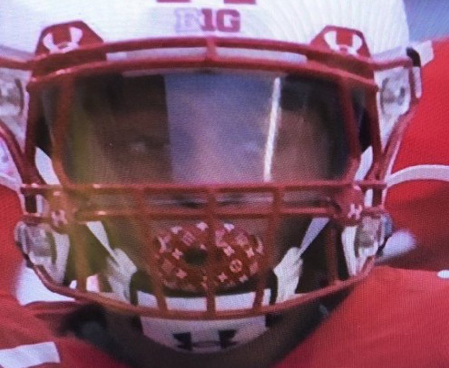 Darren Rovell on X: Wisconsin Running Back Jonathan Taylor with the Louis  Vuitton mouthpiece  / X