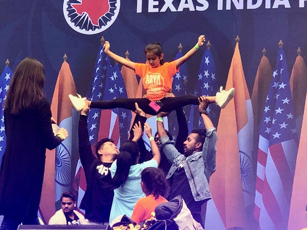 howdymodi's tweet photo. Performers getting ready for #HowdyModi https://t.co/mSfJimic2r