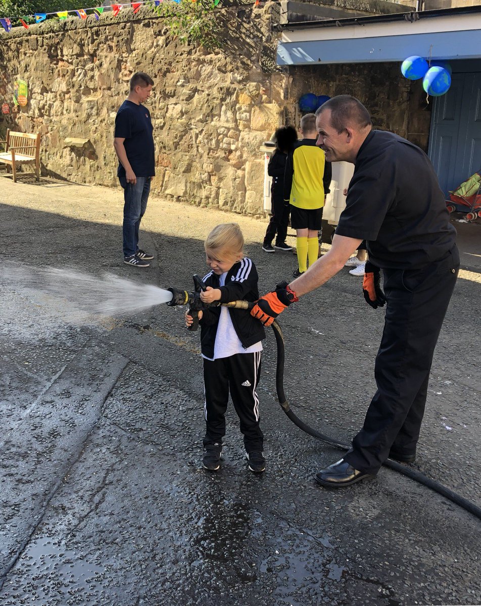 Police Scotland North East Edinburgh tweet media