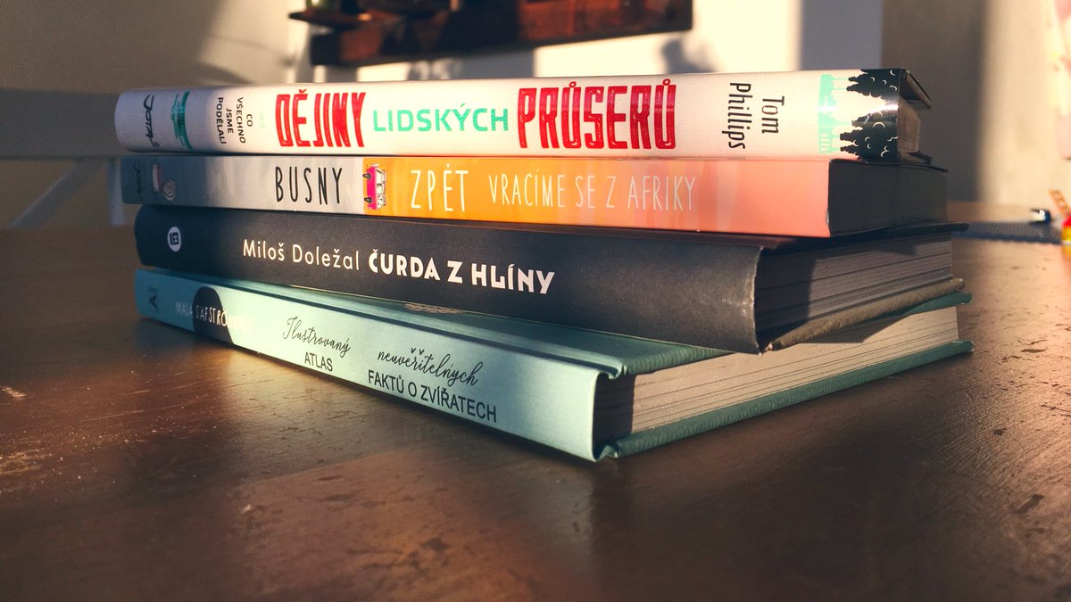 Letos jen 4 kousky na #svetknihyplzen (protože u 2 stánků nebrali karty 🙈 )... <a href="/depo2015/">DEPO2015</a>