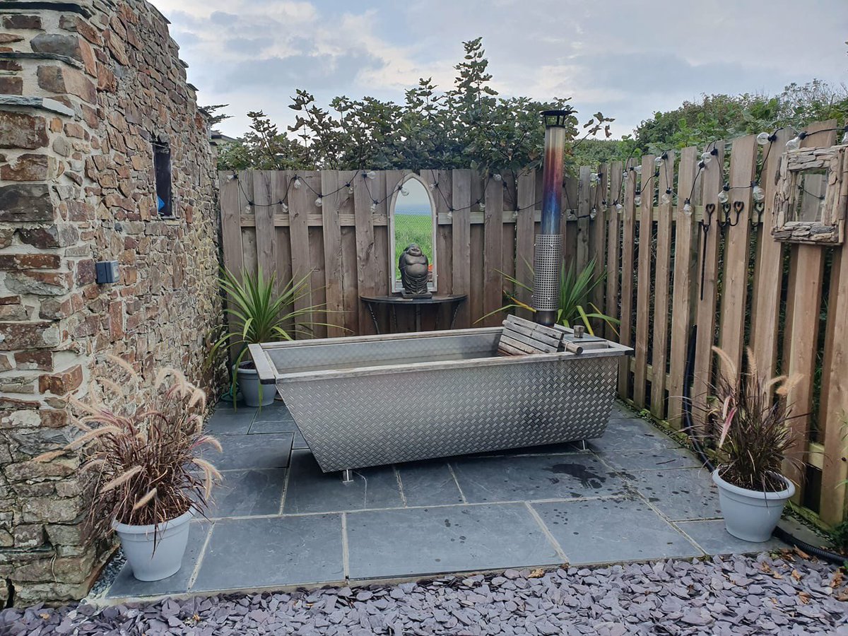 JacDavies1967's tweet photo. The hot tub of champions! I was 3rd overall in the Awesome Foursome Quad & Husband Mr O & I both won our British Quadrathlon Series in the V50 age group - a well deserved soak with fizz! #BQA #completelyknackered Thank you to everyone whoโs helped! @fitandfortyman @PDQCycleCoach https://t.co/xIeKgC2FE4