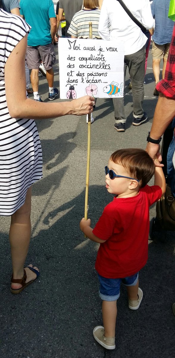 XR biarritz à la marche pour le climat de Bayonne
