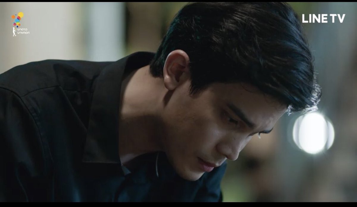 phinphot's tweet photo. สายตาบ่งบอกยังไงหมอเป้งก็รัก ห่วงทานตะวัน สู้ๆนะ  #รักฉุดใจนายฉุกเฉินep6 https://t.co/ILvodyrscp