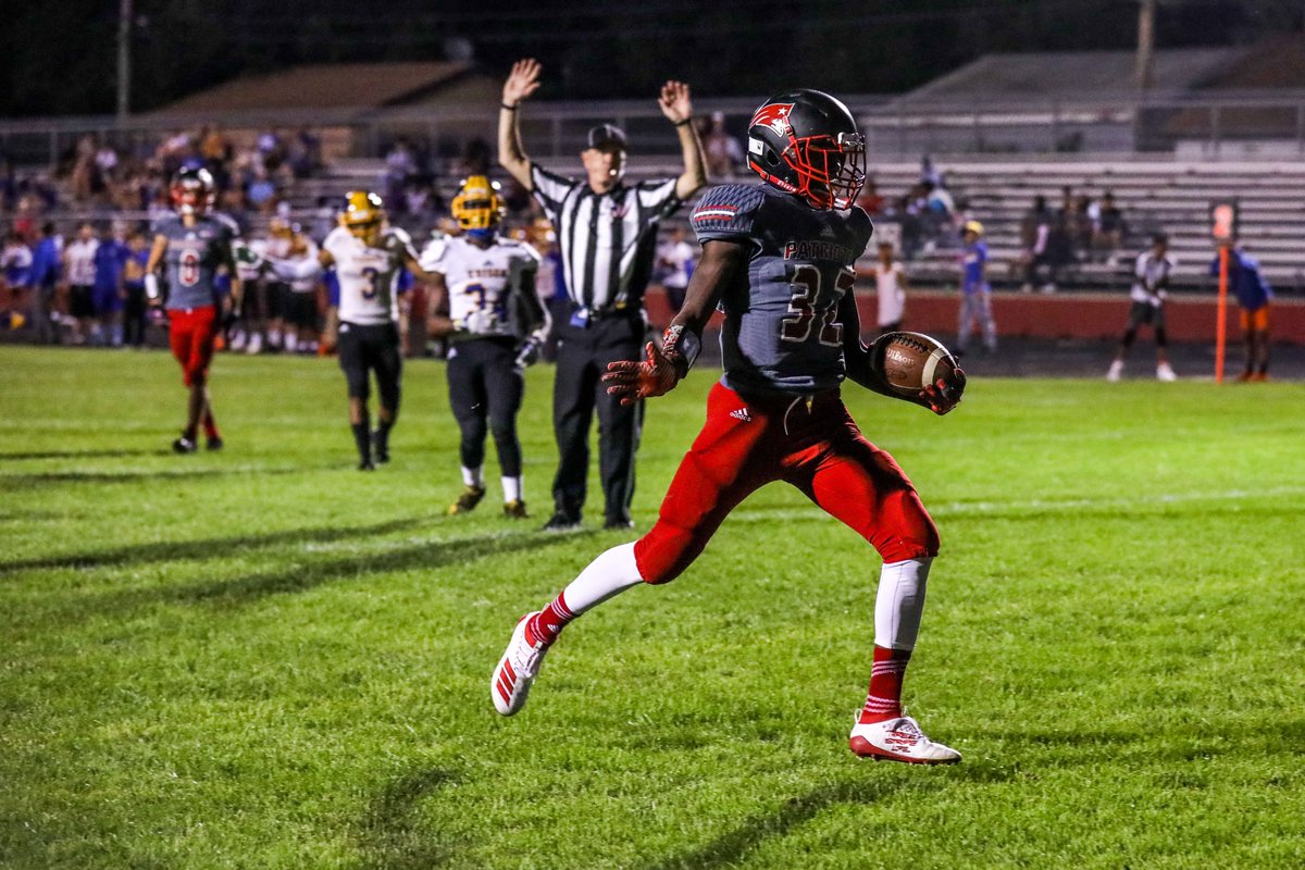 Game action shots for @mps_henry football from last night: