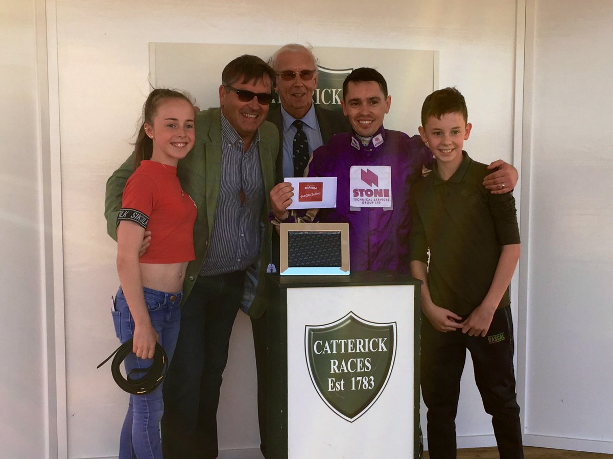CatterickRaces's tweet photo. THE BIG HOUSE and Andrew Mullen win the last race today for Mr Dave Stone and Adrian Nicholls - congratulations! https://t.co/oyHSylS5F3