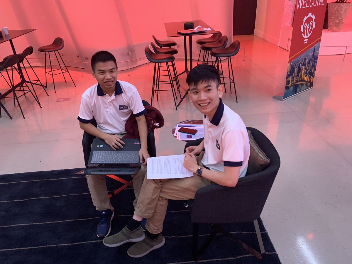 joconove's tweet photo. Can you feel the anticipation?  Who will win the #keysightiotchallenge ? https://t.co/1KrIvgmVaA