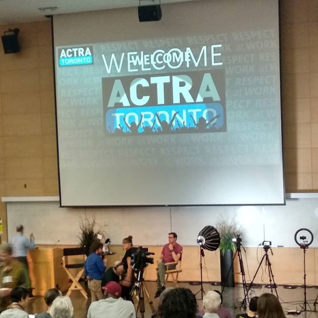 azthemansays's tweet photo. @actratoronto knows how to throw a conference!
.
.
.
.
.
#AzdinView™ #gratefulactor #actorslife #auditiontime #selftape #diversity #lifeofanactor #RepresentationMatters #ChangeTheNarrative #TorontoActor #UKactor #VancouverActor #actinglife #workingactor #actingtips #actorl… https://t.co/hwk13OrDwP