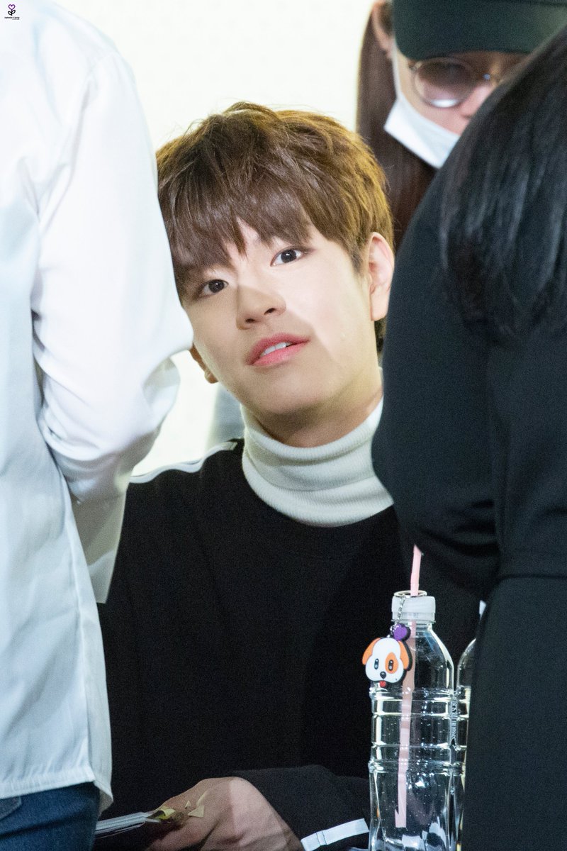 SM_Spring_0922's tweet photo. 190414 용산 팬싸인회 HQ

@Stray_Kids
#HappySeungminDay
#StrayKids #SKZ #스트레이키즈 #스키즈
#승민 #김승민 #SeungMin #KIMSEUNGMIN
#昇玟 #金昇玟
#Clé2_YellowWood
#부작용 #SideEffects
#YouMakeStrayKidsStay https://t.co/aIbrJyLWrC