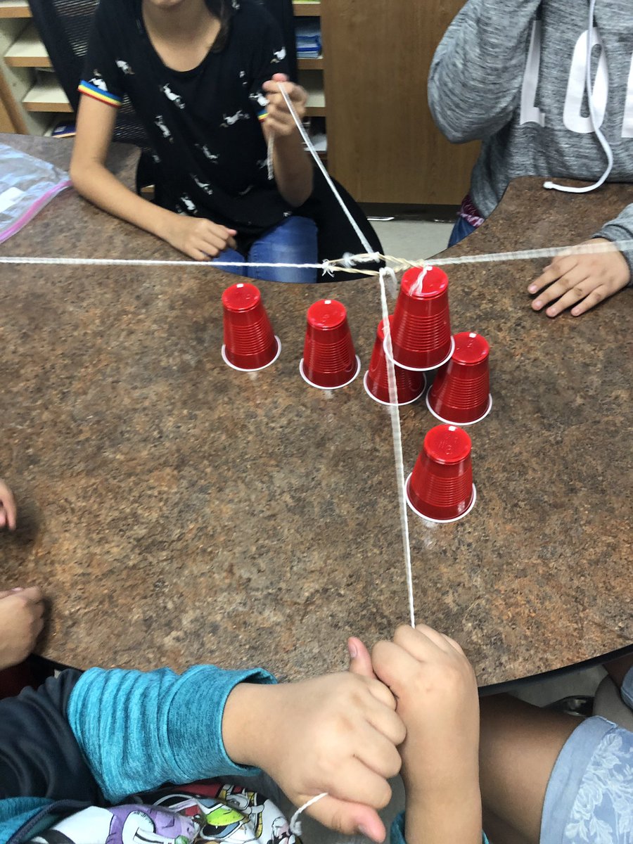 NPerezMEd's tweet photo. We had so much fun during our first House Hangout. #Determinat Challenge. #teamwork @mrronclark_ @IPrincipal78 #henriehawks https://t.co/NAk29EZ5zS