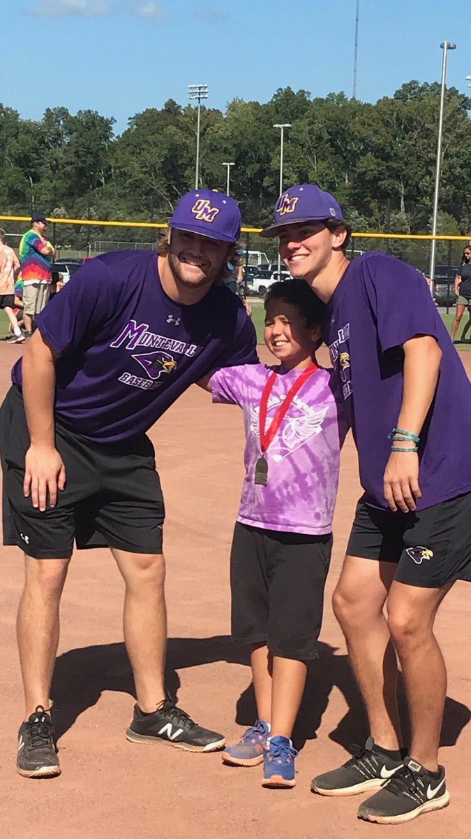 UMoTownBaseball's tweet image. Thank you Field of Angels for having us out! We had an amazing time with everyone! Always great to playing ball! #RECC @Montevallo