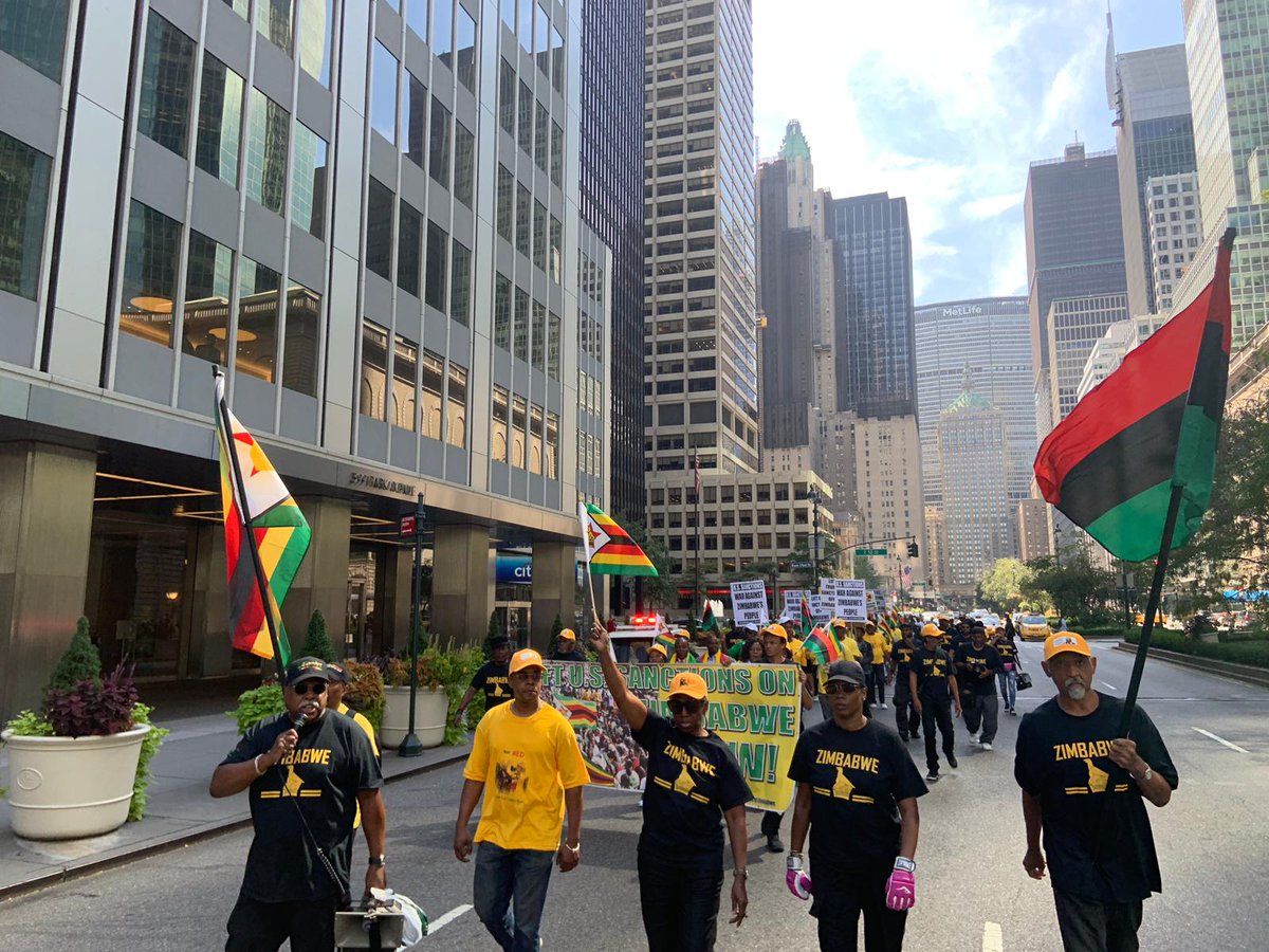 harare_post's tweet photo. Happening now in #NewYork #Zimbabweans in the diaspora join hands with #D12Movement to call for removal of sanctions imposed on #Zimbabwe #ZimSolidarityMarch #ZimSanctionsMustGo #UNGA2019 https://t.co/ViJZwqrEqM