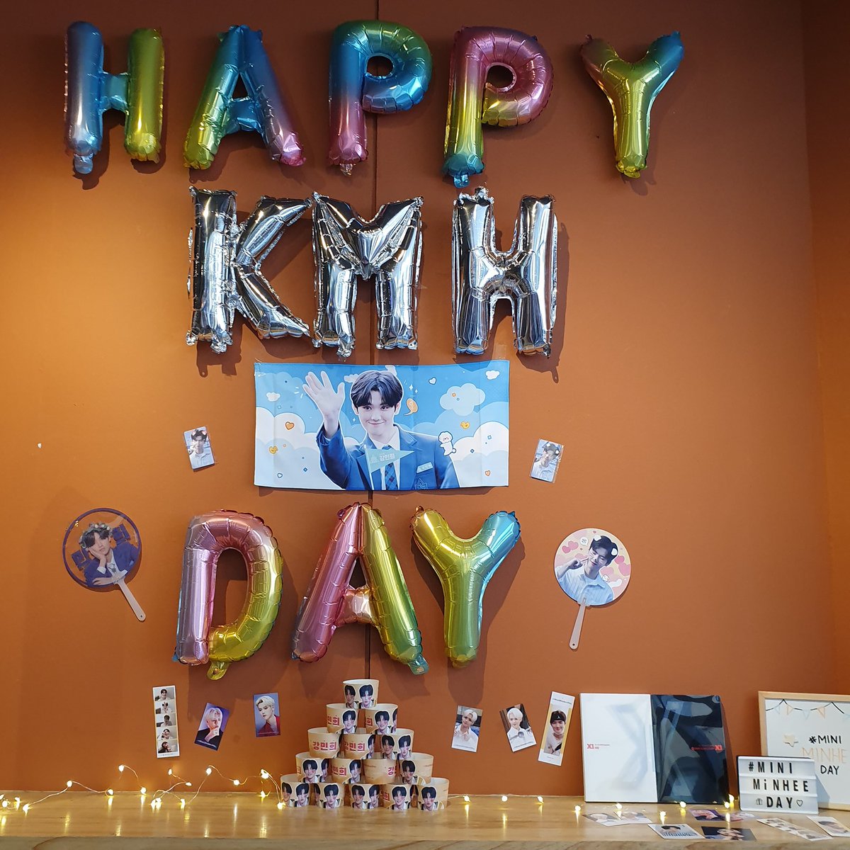 greytivity_'s tweet photo. #BunnYohanDay #MiniMinheeDay #iKONisMYtype https://t.co/1pMOSXNOzh