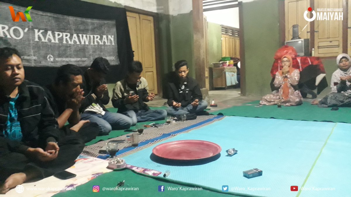 Waro_Kaprawiran's tweet photo. Selanjutnya Do'a dipimpin oleh Ustad Arif, semoga berkah dan terus istiqomah. Amin #WKSept https://t.co/O57boSpr6i