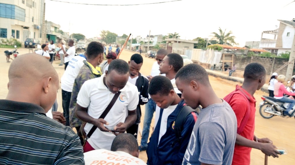 abdoulwaahidou's tweet photo. #Worldcleanday2019
C'est l'embouchure des rails du quartier #Aïbatin de Cotonou qui déjà à 7h du mat, a été pris d'assaut par ces jeunes plus qu'engagés dans l'assaisonnement de leur cadre de vie.
@JoseTonato @eshter0 @SandrasPainting @AloakinnouB @OuneiT @mamaoulfath @ab_benin https://t.co/BNB1OrV6dq
