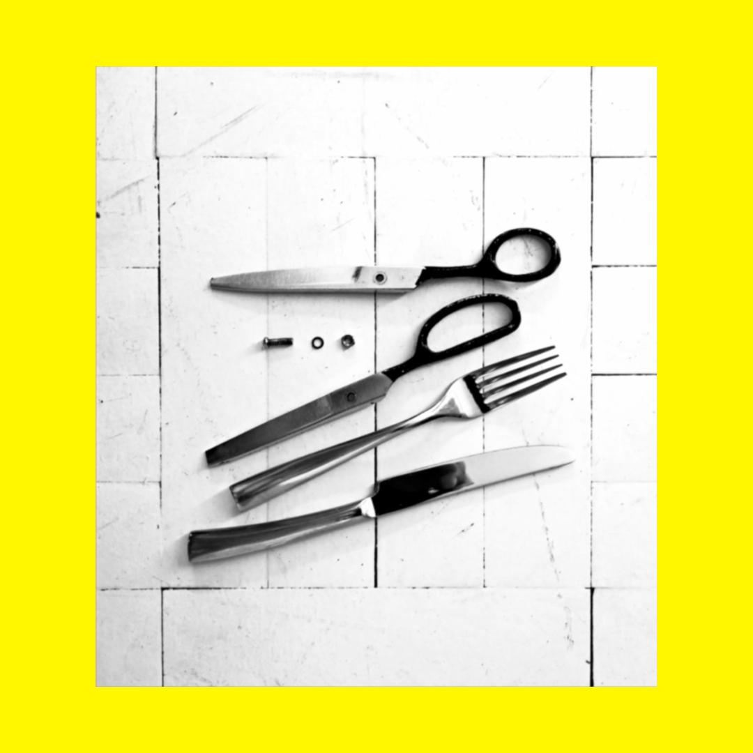 CheriseWolas's tweet photo. Even the most prosaic of items can spur a writer's imagination.
#authorslife #thisiswriting #novel #literaryfiction #literarysaturday https://t.co/HxxgOJIRZb