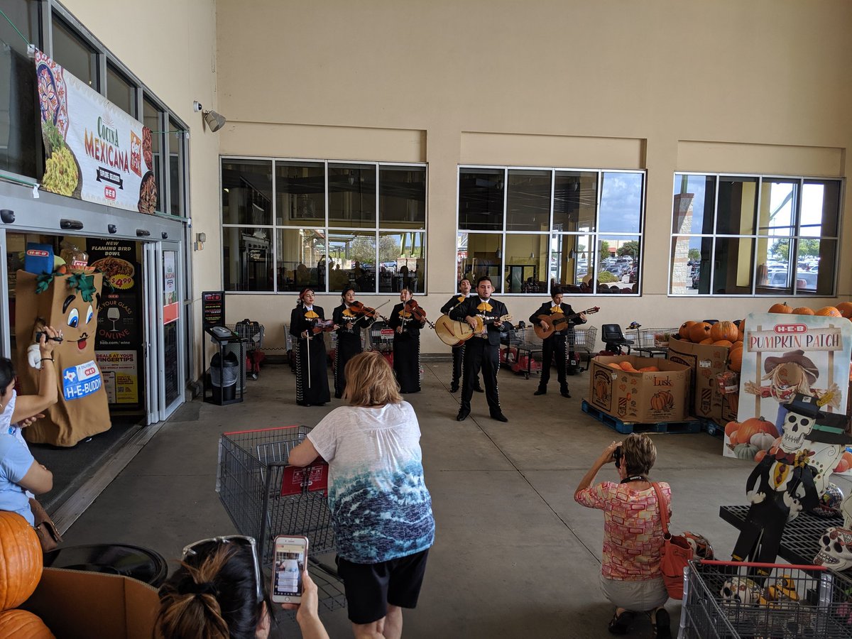 CrockettPlayers's tweet photo. Week two as the default house band for the Austin area @HEB stores begins as we play at the HEB in Kyle! #mariachi #aisdproud #totesnotes #groceries #pumpkins #HEBuddy https://t.co/N9dYxEwzxD