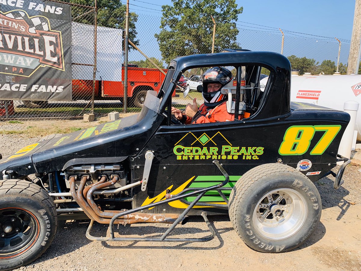 DaveDadowski's tweet photo. Hey @KWDirtRacingExp staff! I can’t tell you how much fun I had today @Lernerville in your L-Mod! That little car sings! Your staff &amp; local track workers were incredibly hospitable. I can hardly wait to do it again next year- with friends! Thanks @Kenny_Wallace! https://t.co/wMFZny3sJi