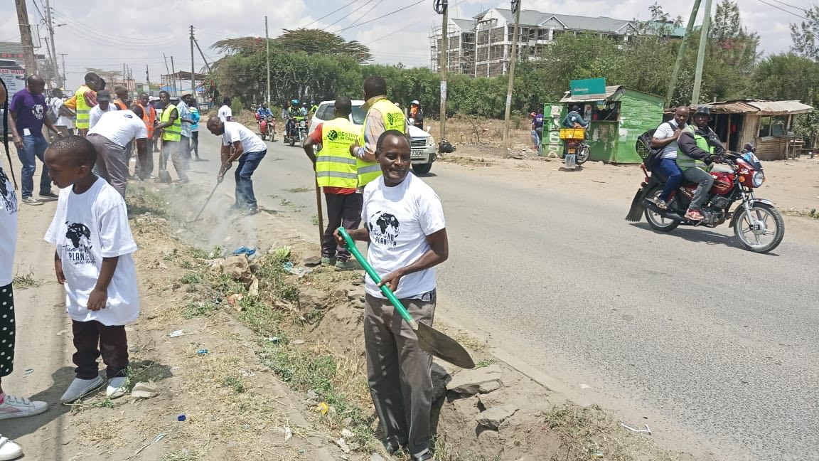 Syokimau Residents (@sra_syokimau) on Twitter photo Earlier Today :
Destiny church syokimau, Syokimau Residents, Machakos county and NEMA Machakos were privileged to be part of the clean up.
#WorldCleanupDay
#SyokimauSaturdayCleanUp2019
<a href="/kijalaj/">kijalaj</a> <a href="/DrAlfredMutua/">Dr. Alfred N. Mutua</a> <a href="/RotarySyokimau/">Rotary Club Syokimau</a> <a href="/Oderophotoz/">Oderophotoz</a> <a href="/Barrackodero/">Barrack Odero</a> Earlier Today :
Destiny church syokimau, Syokimau Residents, Machakos county and NEMA Machakos were privileged to be part of the clean up.
#WorldCleanupDay
#SyokimauSaturdayCleanUp2019
<a href="/kijalaj/">kijalaj</a> <a href="/DrAlfredMutua/">Dr. Alfred N. Mutua</a> <a href="/RotarySyokimau/">Rotary Club Syokimau</a> <a href="/Oderophotoz/">Oderophotoz</a> <a href="/Barrackodero/">Barrack Odero</a>