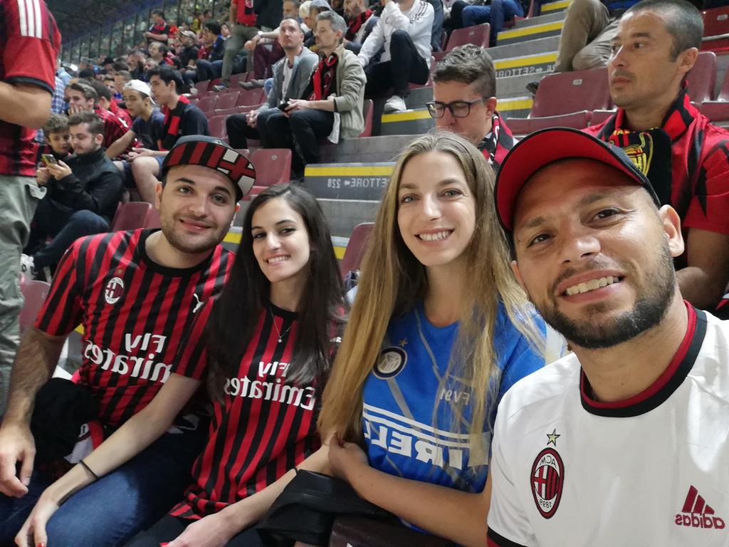 enricovillino's tweet photo. #MyMilanInter 🔴⚫ https://t.co/OhUj7H9uPl