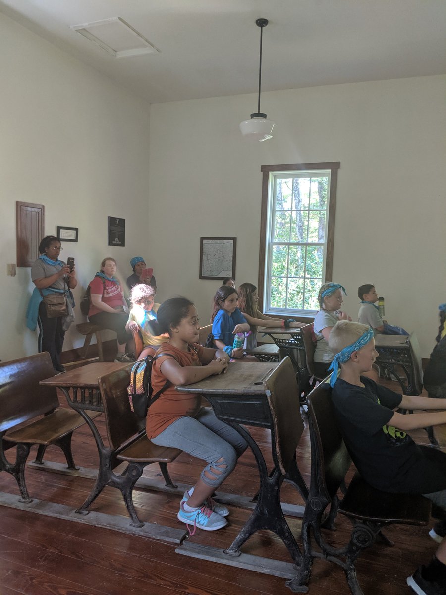4thgradewolves's tweet photo. More Camp Kern fun! @wolvestweet https://t.co/HabDNBI4zt