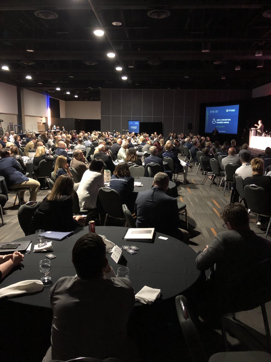 SEabchamber's tweet photo. We need to “break down interprovincial trade barriers” says @jkenney. We couldn’t agree more. Lets support free trade domestically as much as we do internationally. It just makes sense. A great round of applause here at #CCCAGM  @CdnChamberofCom https://t.co/vkBlqcsGTL