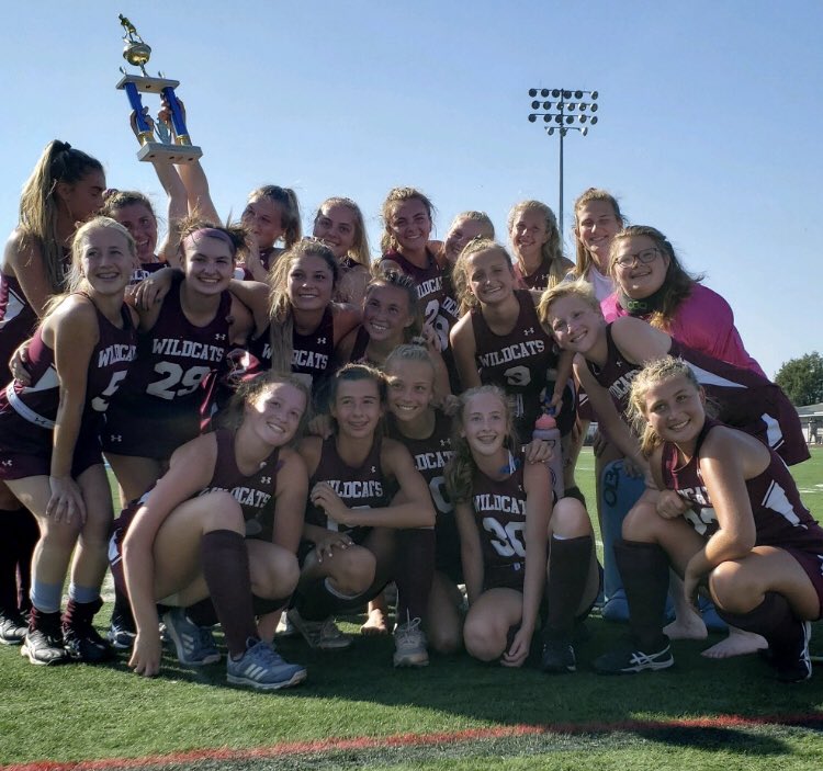 mashfieldhockey's tweet photo. Bringing home the hardware from Cedar Creat Tournament! #team70 #teamgames #parentsthanksforgrub+shade https://t.co/cZtTvPPfpx