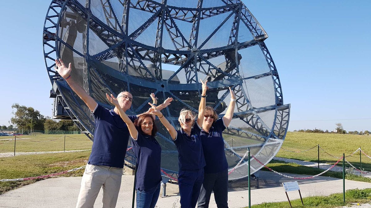 enedis_normand's tweet photo. #EnDirect Bravo aux équipages d’@enedis qui terminent à la 12ème et 17ème place 👏👏👏du #RallyedesLiberateurs. Merci pour votre engagement et votre participation au #NET2019 que vous avez marqué de votre bonne humeur ! Merci @SdecEnergie https://t.co/5XKwGDSRGI
