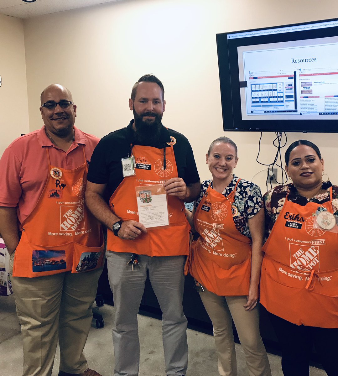 Erika_HD16's tweet photo. Late post from our OPS WORKSHOP last Thursday! We recognized 2 of our ASMS lots of knowledge, best practices and routines were shared we are ready to drive sustainability,service, profit 💪🏼🌟#ASMdevelopment #teamOPS @Merced21Ray @rachel_mcelheny @HeldieRodriguez @thdkwalk https://t.co/T6UZtpKr6a