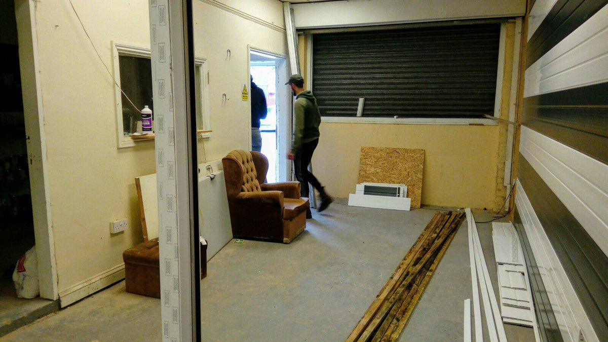 YLPMannaHouse's tweet photo. The Manna House Pantry is taking shape ready for its opening next month. 

If you’re interested in volunteering, please get in touch.
#yourlocalpantry https://t.co/LOQdV7Oyyz