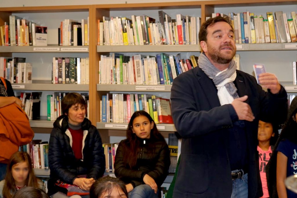 AFLima_Oficial's tweet photo. Inauguración del Mes de la Literatura Infantil (MELI) organizado por las Mediatecas de la Alianza Francesa de Lima.
#aflima #mediatecasaf #meli #enfants #franciaenlima #FranciaEnPerú https://t.co/tYmSu8ae2Z