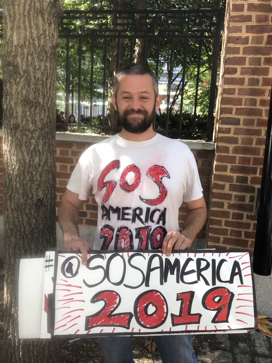 March2SaveUSA's tweet image. @McBmcmoo - a proud protestor with @SoSAmerica2019 defending #CivilRights beautifully.  Our folk were there as well. We fight peacefully to #SaveDemocracy. #MarchToSaveDemocracy #WeThePeopleMarch2019 #UniteAndAmplify #Resist #Philly @JoshuaPotash @BeautyAbounds4U @MarinaGipps