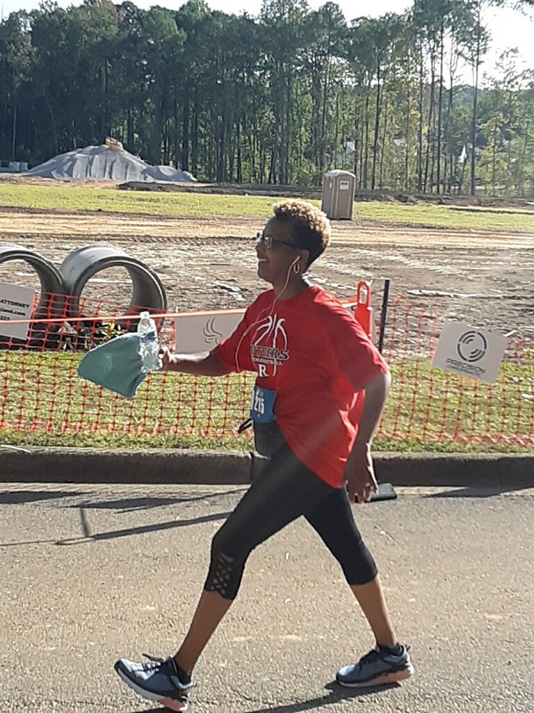 Tmaddox4's tweet image. I finished! #Sept5K2019 #2down Took off with a friend for life..Michelle. Met her when our then 6th graders played ball together. Now they’re freshmen.