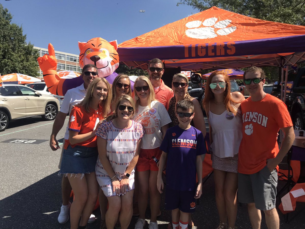 kbrice01's tweet photo. We want to make the board! #ALLIN #clemsonfootball #gotigers https://t.co/gTwfMZtayn