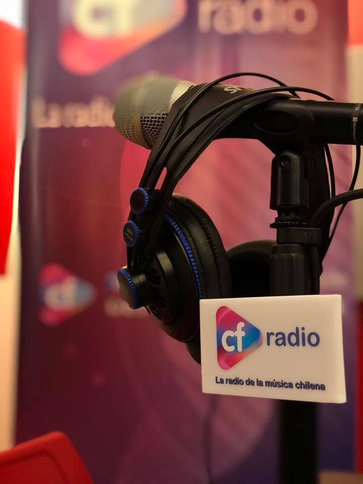 alebanchieri's tweet photo. #DiaDelTrabajadorRadial #cfradio #musicachilena @CFRadioChile @CarlosFigueroaS https://t.co/IpRDifEiJD