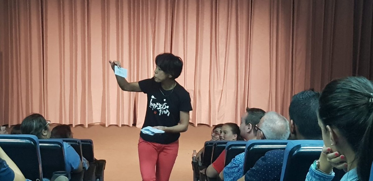 FestImproOnda's tweet photo. El FIVO ha conectado esta tarde con la escena impro asiática gracias a Impro Japan y su espectáculo gestual-musical ‘私たちは、次に何が起こ るか分かりません’, que ha salido a escena en la Cassola. 

#FIVO2019 #laediciónmásinternacional #FestImproOnda #deOndaaJapón https://t.co/WxAyJ1hwvg