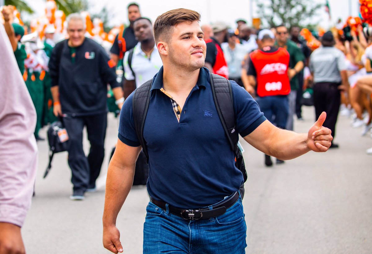 Miami Hurricanes tweet media