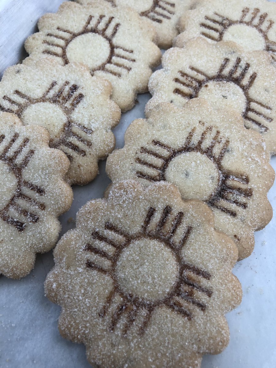CBiscochitos's tweet photo. Do you think that this says “New Mexico’s Official State Cookie”? We love these!!❤️❤️ #Celinasbiscochitos #bestbiscochitos #nmfood #nmnomad #SaturdayThoughts #biscochito #nmtrue #bestcookie #statecookie https://t.co/30SmZb5BPQ