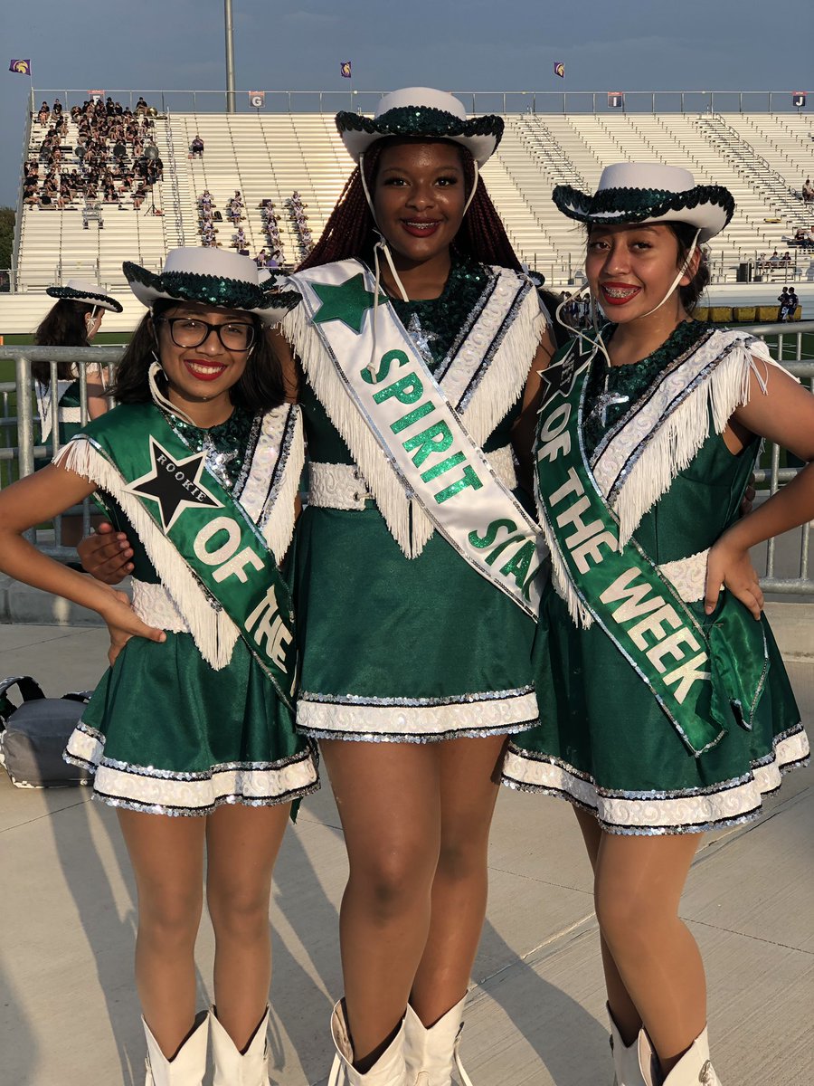 CONGRATULATIONS GIRLS!!!💚
VET OF THE WEEK: Emily Silva 
SPIRIT OF THE WEEK: Gasheaya Youman
ROOKIE OF THE WEEK: Angela Hernandez  
KEEP UP THE HARD WORK GIRLS!⭐️ <a href="/PFISDfinearts/">PfISD Fine Arts</a> 
#pfisdfinearts #pfisddance #drillteam #spirit #danceteam #footballseason #stars