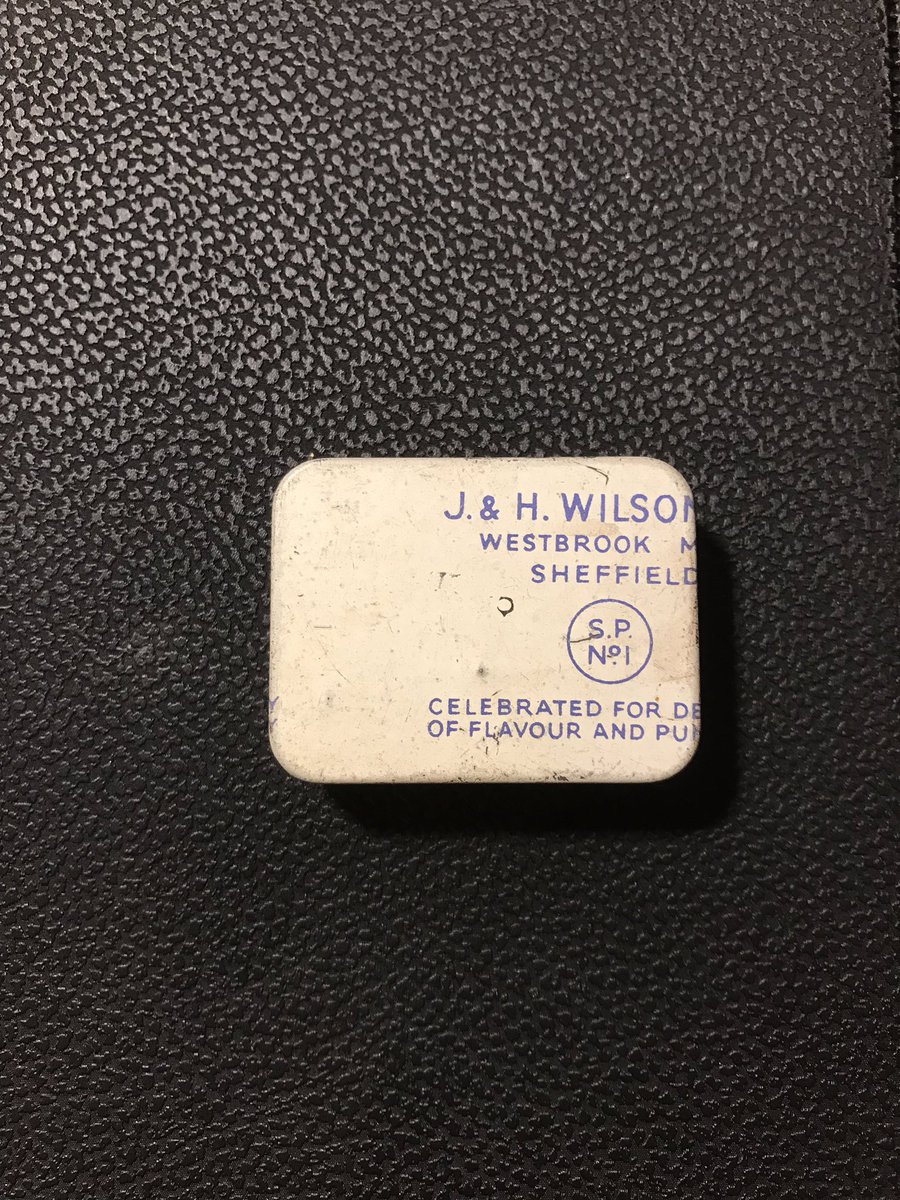 LittleJohn_RC's tweet image. 1930’s Miss Print Error Tin J &amp;amp; H Wilson, Weatbrook Mill, Sheffield S.P. No.1 Snuff Tin #OldTins #SnuffTin #ErrorPrint