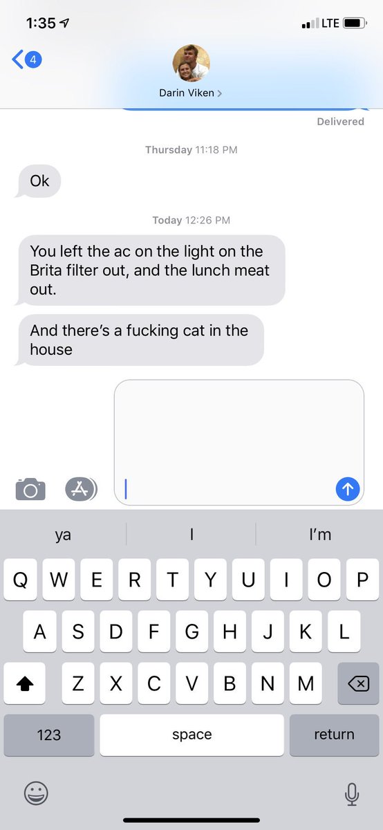 jozpozz's tweet photo. When he sends you sweet texts in the middle of the work day ☺️💕 https://t.co/mhegZ4Mci9