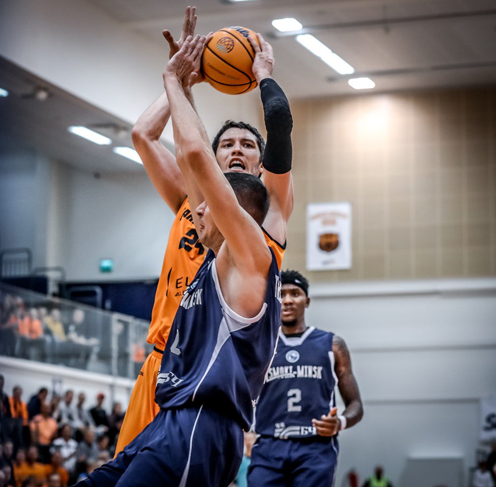 TangramSports's tweet photo. #BCLQualifiers
Alex Thompson @primetime2050 dropped 12 PTS and grabbed 9 REBS to help @Karhubasket move to the second round of the @BasketballCL qualifiers.
#FollowYourDreamsWithUs https://t.co/Nktq8Lv91o