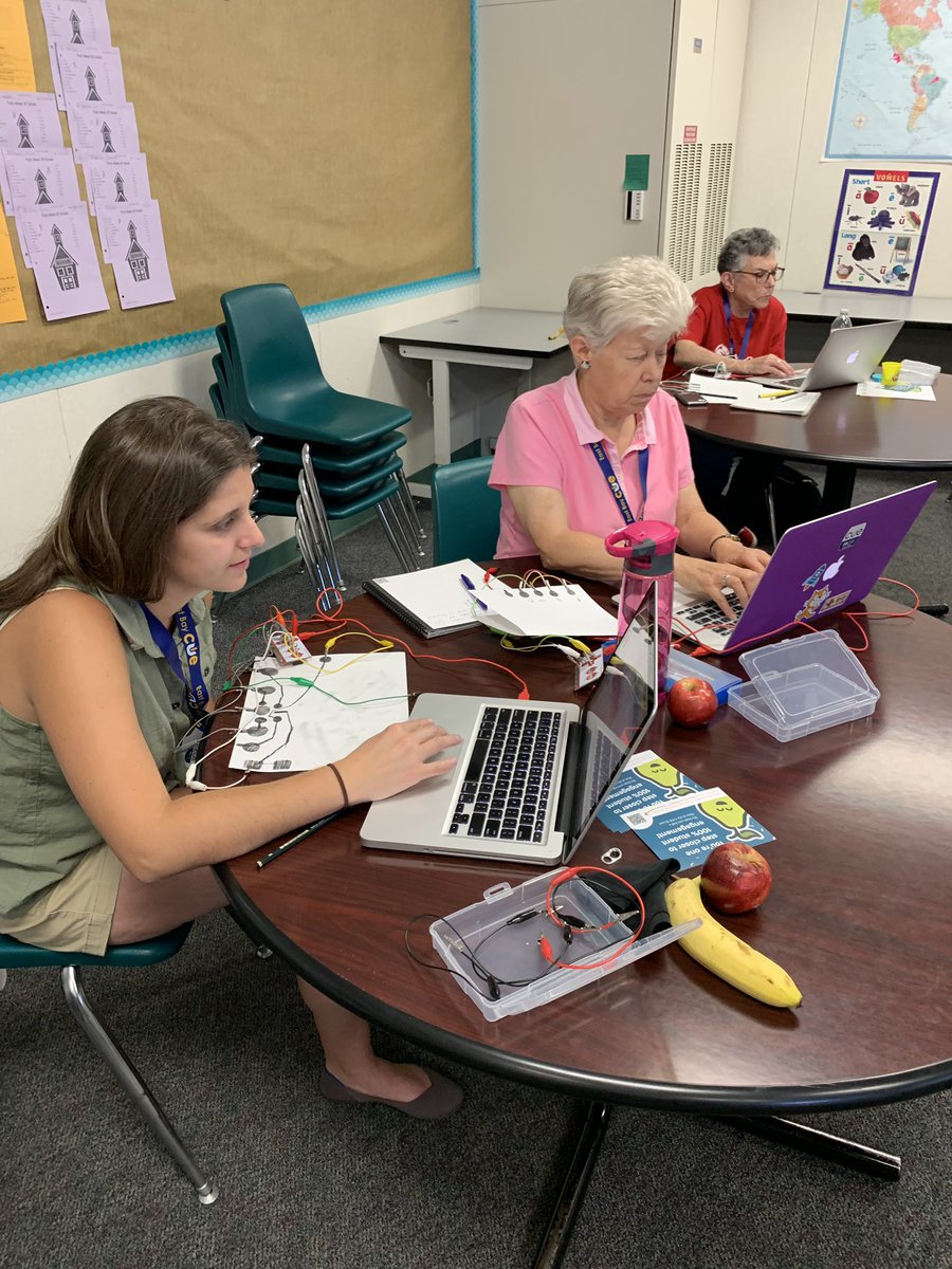 EBCUE's tweet photo. Makey-makeying it happen with Heather Cleland! @HSCleland #CoolTools19 #thelastcooltools #thebestisyettocome #wearecue https://t.co/1VvRScsa1g