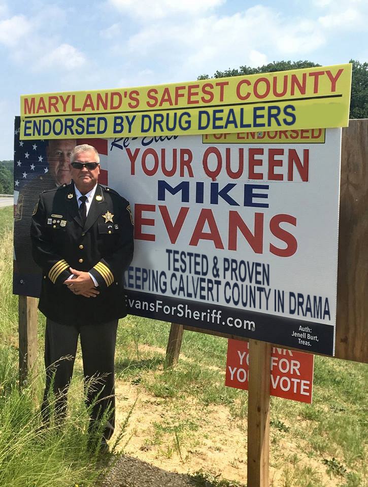 ronvseries's tweet photo. WARNING SEXUAL PREDATOR IN CALVERT COUNTY. HE IS IN DENIAL AND HAS SEVERAL ENABLERS. PLEASE CALL THE SHERIFFS OFFICE AT 4105352800 AND REPORT HIM TO HIS DEPUTIES. COURTESY THE FB PAGE OF KEN HOBAR @mdpolicesupply https://t.co/oVB5Evjosg
