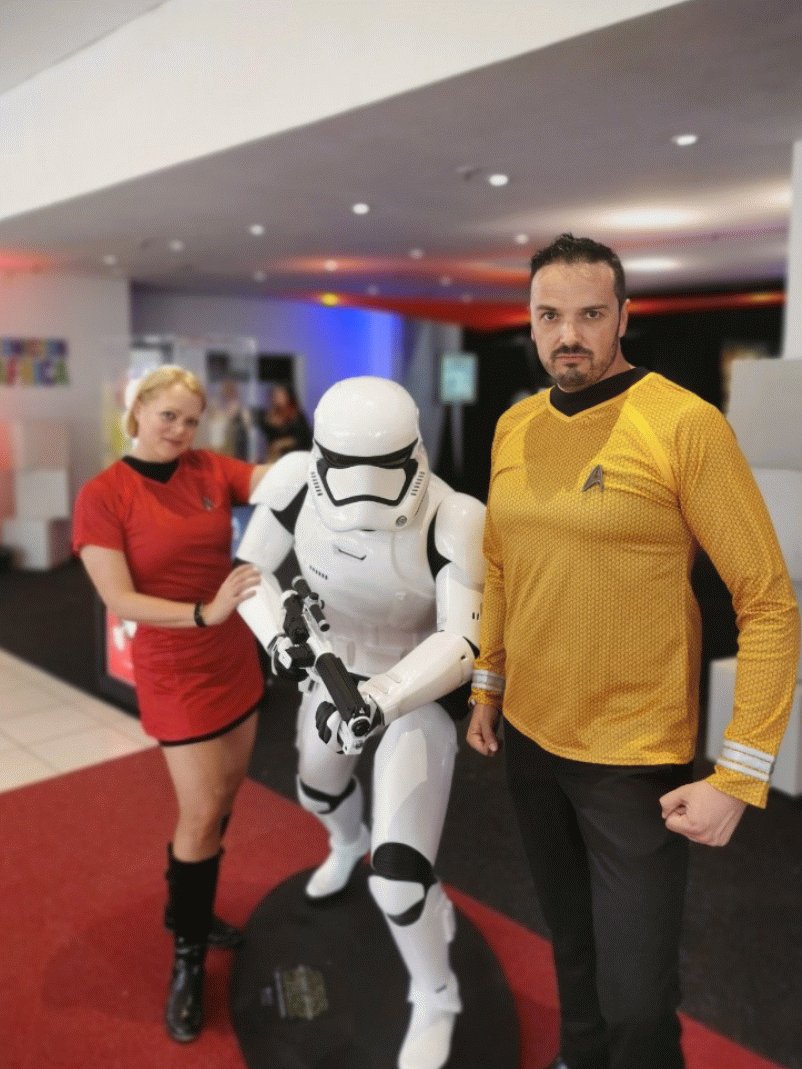 bankingsoo's tweet photo. @WilliamShatner @ComicConAfrica It's awesome you found time for our little con - it's such a great moment for your African fans. We will be there for an autograph and a photo op! https://t.co/T8Dweijonn