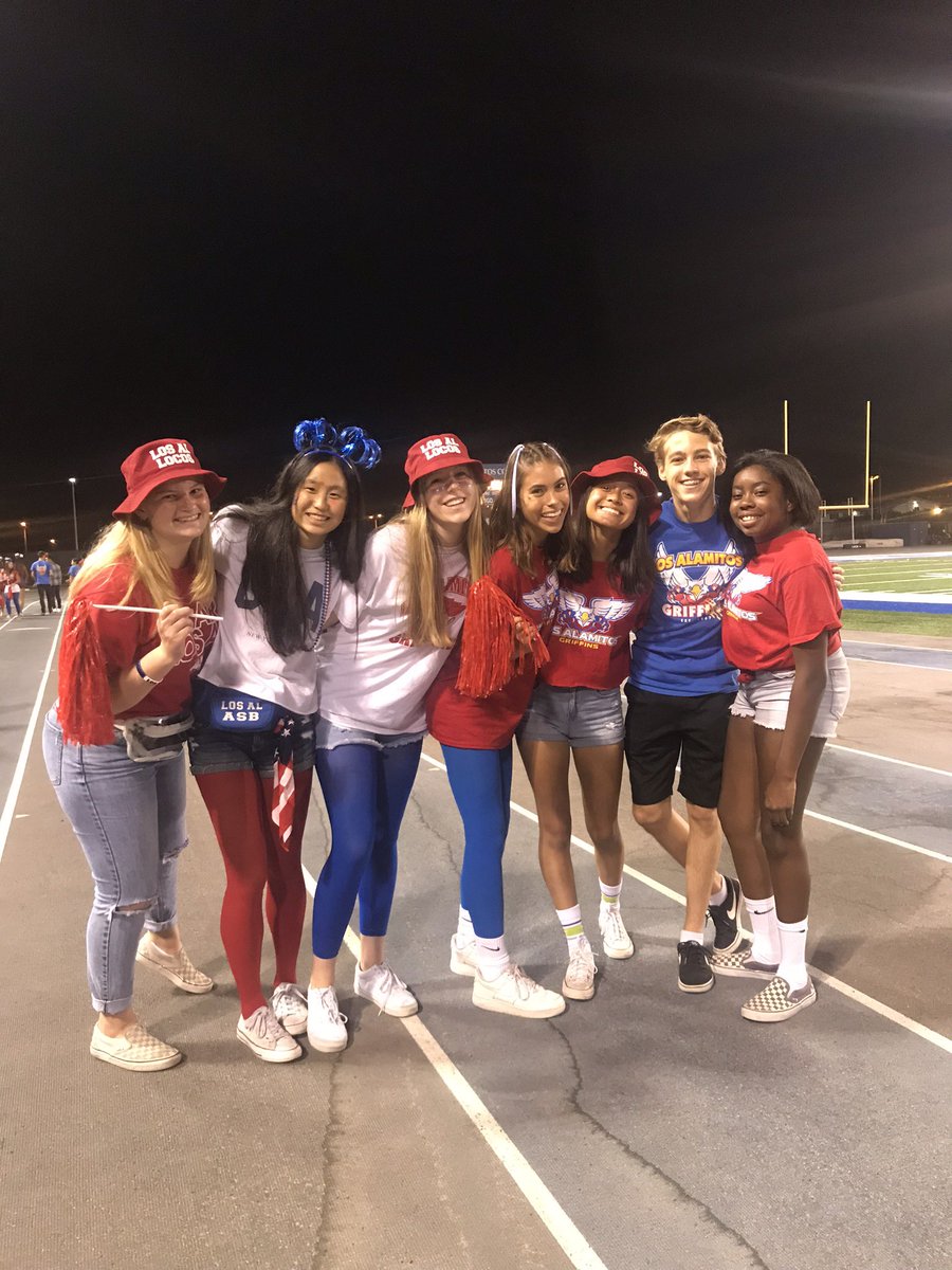sstephanie__m's tweet photo. locos definitely partied in the USA last nightβ€οΈππΊπΈ #losallocos #ocvfans #usa https://t.co/FGzZTXLFsr