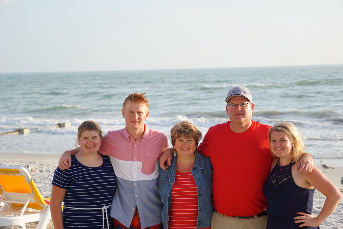 rhawk55's tweet photo. 29 years ago we started this journey! @mhawkins_3005 We have 3 of the BEST kids because of you! Looking forward to the next 29+ with you and a growing family! Happy Anniversary https://t.co/kqFDb9R1YL