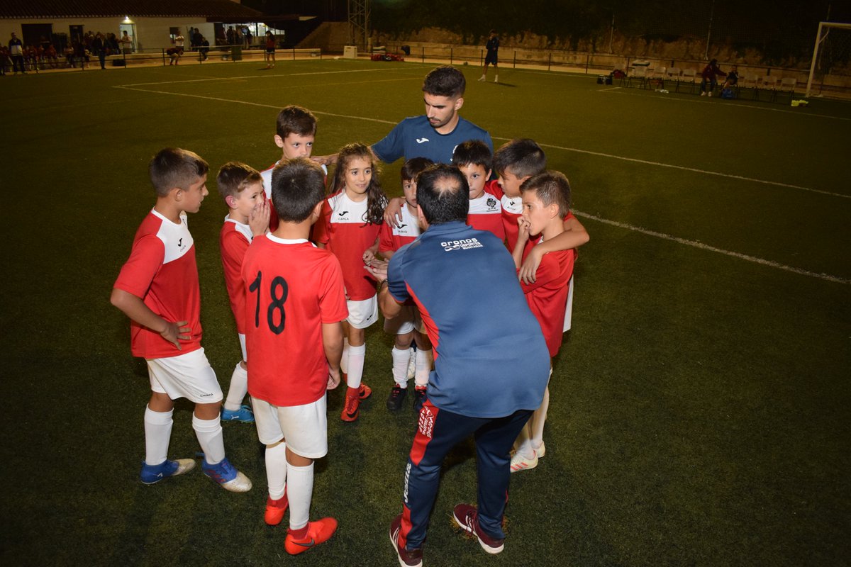 FutBaseInfantes's tweet photo. ECFB QUINTANAR DE LA ORDEN equipo debutante en nuestro torneo ¡CAMPEÓN DE BENJAMÍN ORO! 🏆 https://t.co/MjU76V9a8m