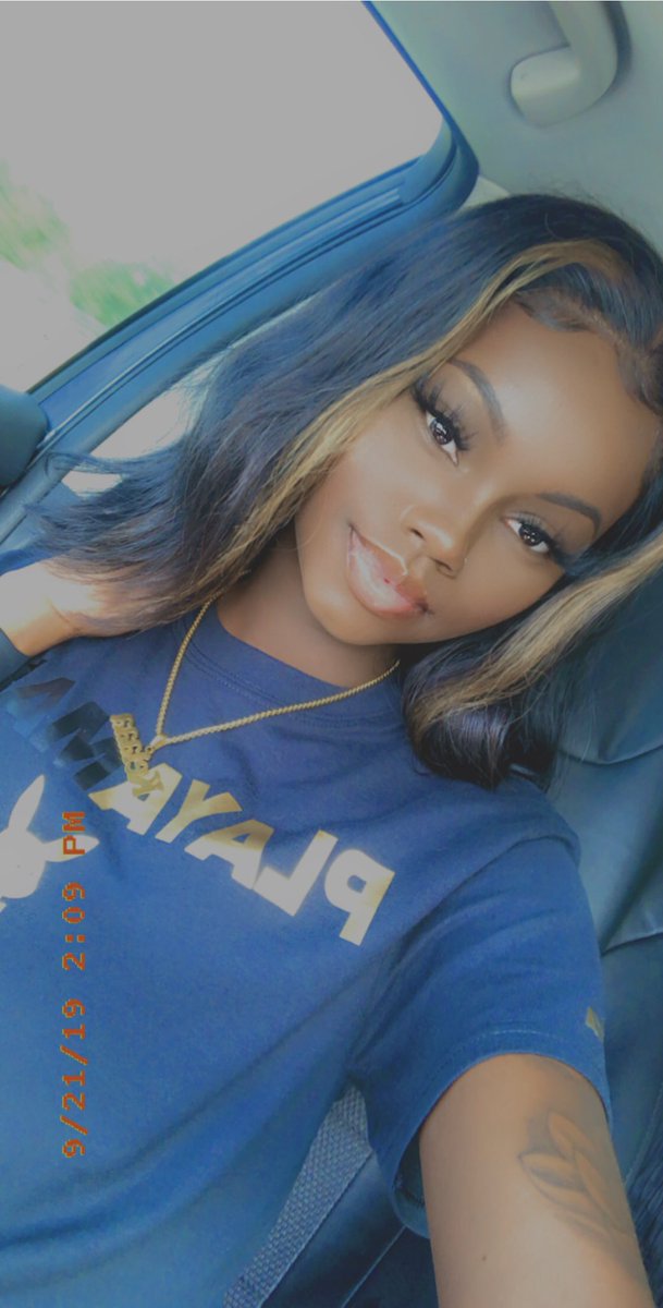 KeiaaaBeiaaa__'s tweet photo. a playa made bitch *does period hand movement* #PlayaMade
•
•
•
@WonnJamesss @iWarren_You https://t.co/YkKW4RhL8N